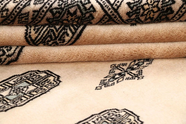 Bokhara 6' 6 x 8' 2 - No. 59707 - ALRUG Rug Store