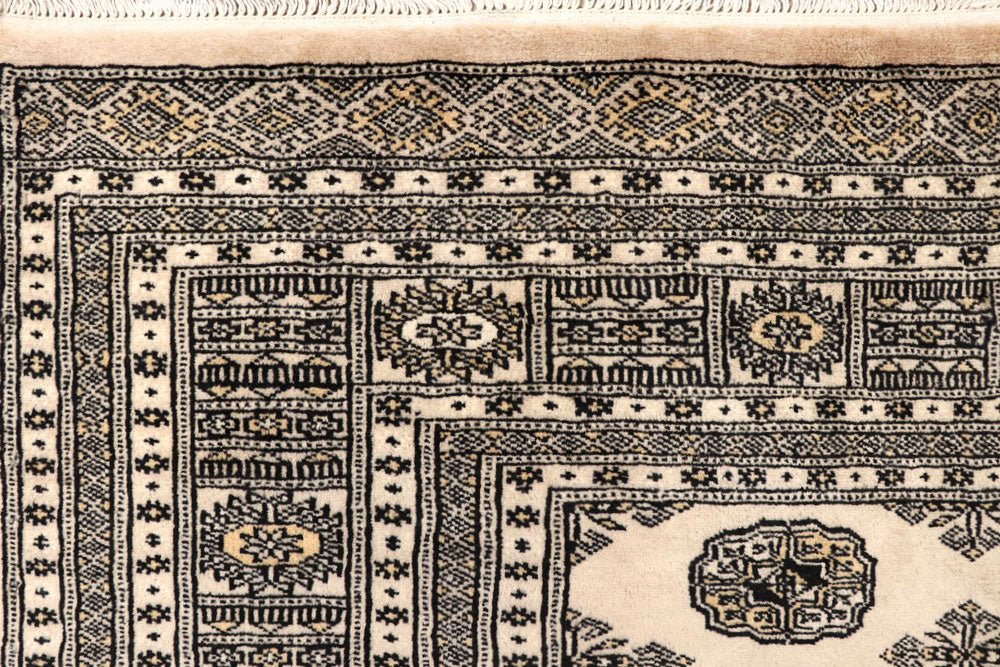 Bisque Bokhara 6' 6 x 8' 4 - No. 59710 - ALRUG Rug Store