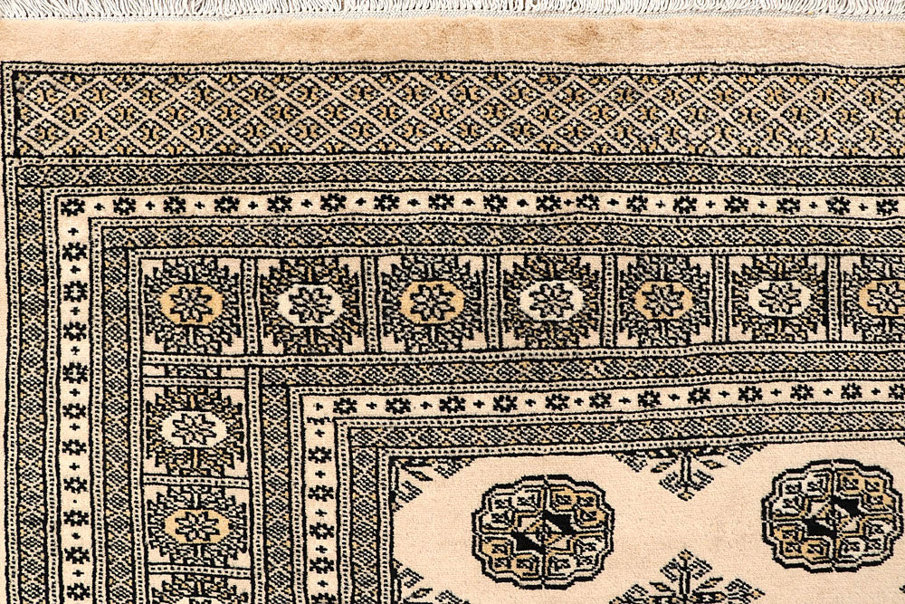 Bisque Bokhara 6' 6 x 8' - No. 59716 - ALRUG Rug Store