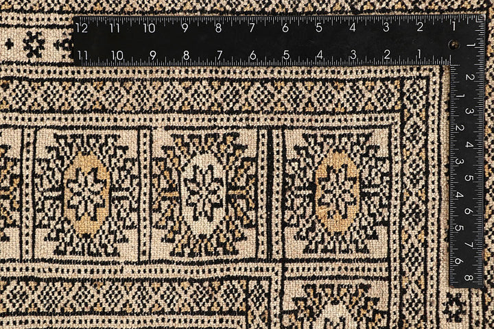 Bisque Bokhara 6' 6 x 8' - No. 59716 - ALRUG Rug Store