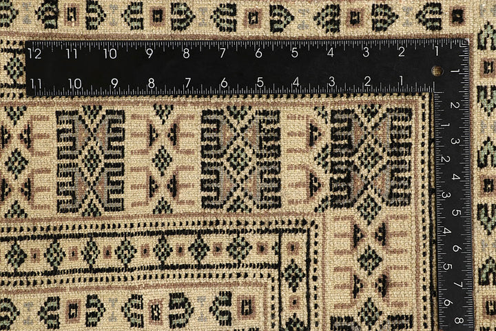 Sienna Bokhara 6' 7 x 8' 7 - No. 59801 - ALRUG Rug Store