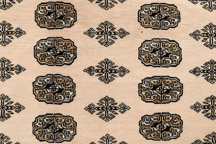 Blanched Almond Bokhara 9' 2 x 12' - No. 59854 - ALRUG Rug Store