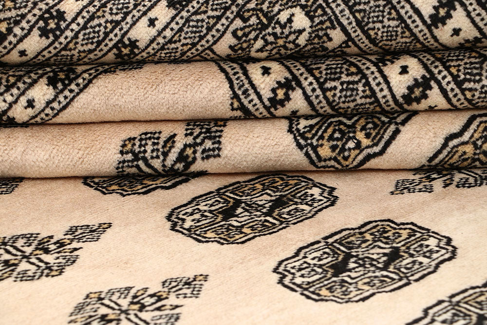 Bisque Bokhara 9' 3 x 12' - No. 59862 - ALRUG Rug Store