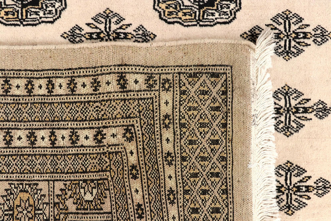 Bisque Bokhara 8'  10" x 12'  1" - No. QA76121