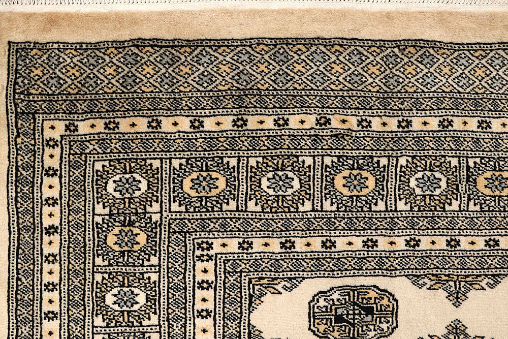 Bisque Bokhara 9' 2 x 12' 4 - No. 59868 - ALRUG Rug Store