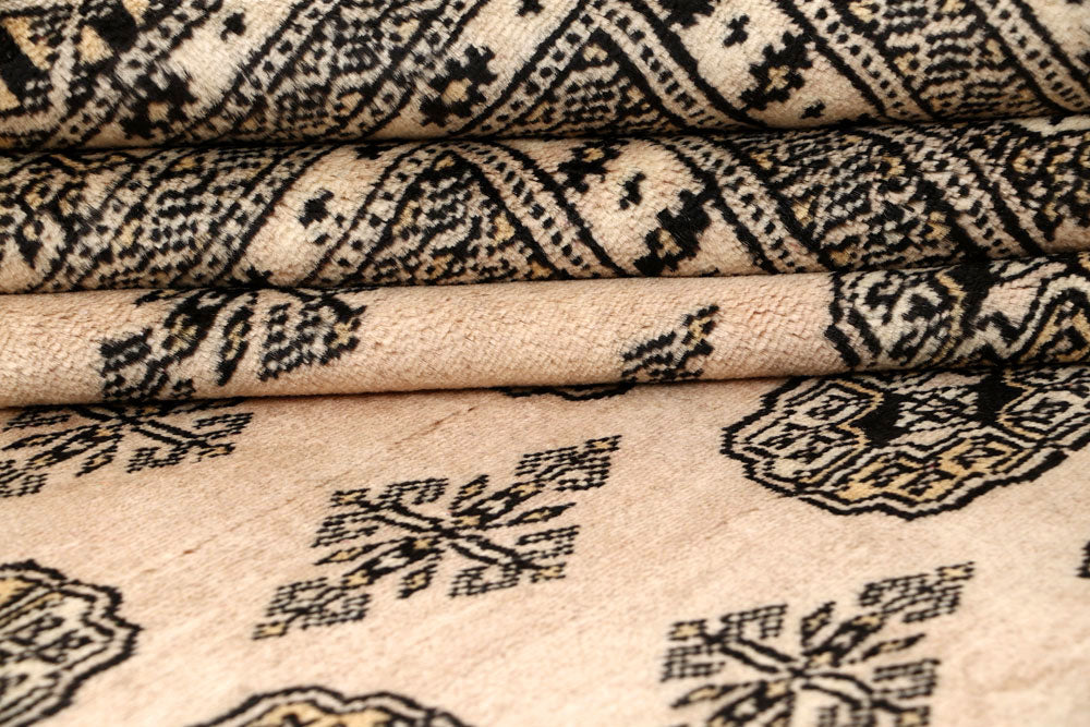 Bisque Bokhara 9' 2 x 11' 10 - No. 59882 - ALRUG Rug Store