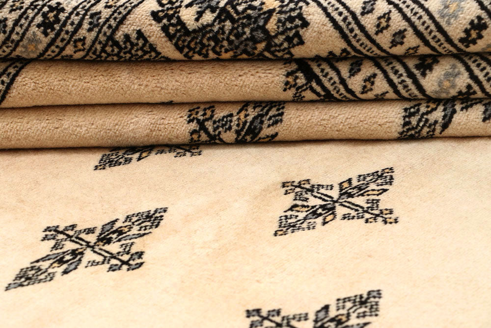 Blanched Almond Butterfly 9' 1 x 12' 3 - No. 59904 - ALRUG Rug Store