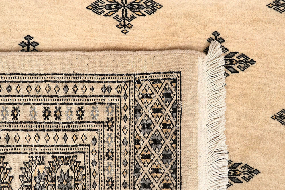 Blanched Almond Butterfly 9' 1 x 12' 3 - No. 59904 - ALRUG Rug Store