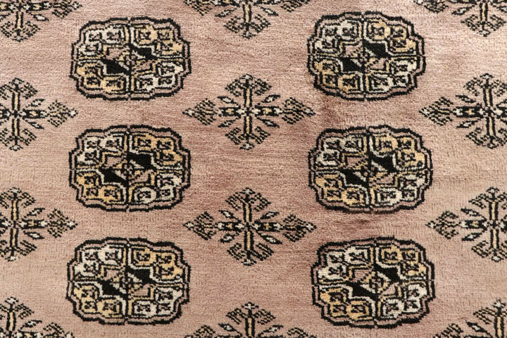 Peach Puff Bokhara 9' x 12' 5 - No. 59935 - ALRUG Rug Store