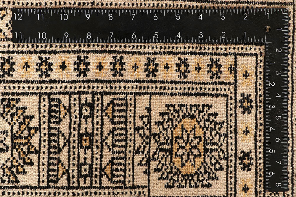 Bisque Bokhara 9' 2 x 12' 5 - No. 59959 - ALRUG Rug Store