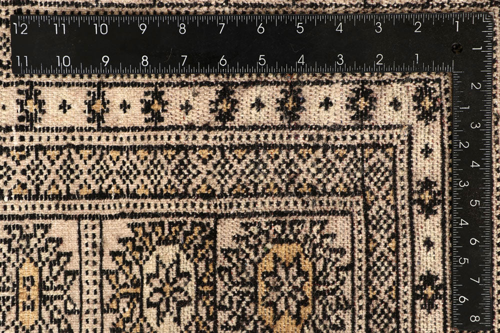Bisque Bokhara 9' 2 x 11' 6 - No. 59960 - ALRUG Rug Store