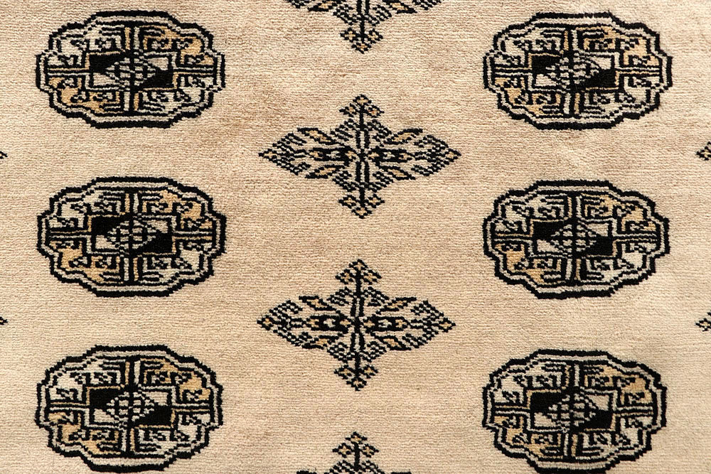 Bisque Bokhara 9' 1 x 12' 9 - No. 59961 - ALRUG Rug Store
