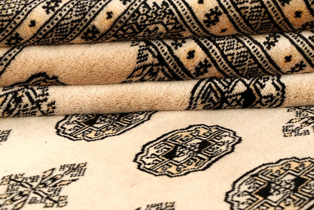 Bisque Bokhara 9' 1 x 12' 9 - No. 59961 - ALRUG Rug Store