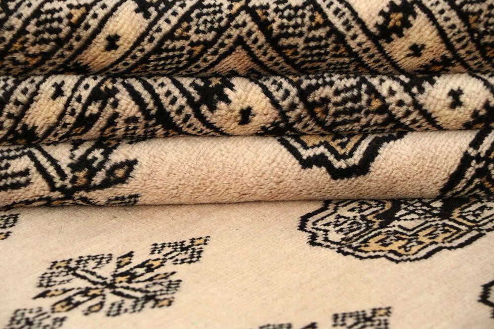 Bisque Bokhara 9' 3 x 12' - No. 59964 - ALRUG Rug Store