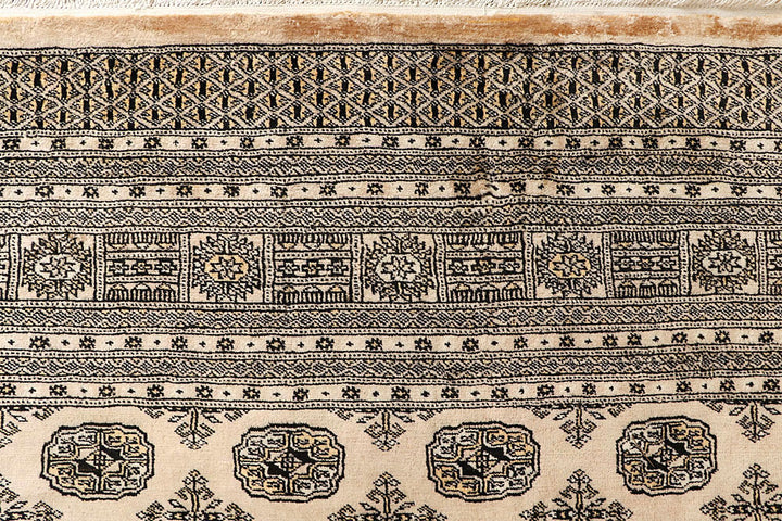 Bisque Bokhara 9' 1 x 12' 2 - No. 59966 - ALRUG Rug Store