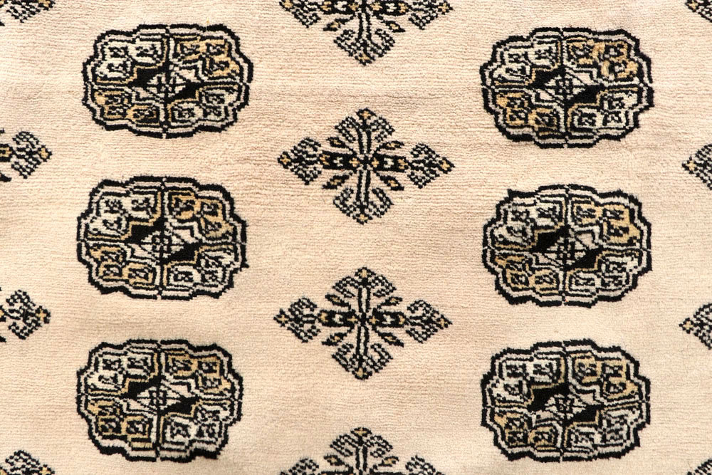 Bisque Bokhara 9' 3 x 12' 7 - No. 59969 - ALRUG Rug Store