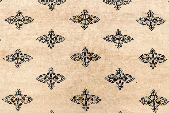 Bisque Butterfly 9' 1 x 12' 2 - No. 59971 - ALRUG Rug Store