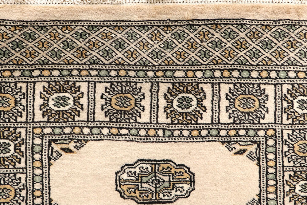 Blanched Almond Bokhara 2' 7 x 14' 3 - No. 59982 - ALRUG Rug Store