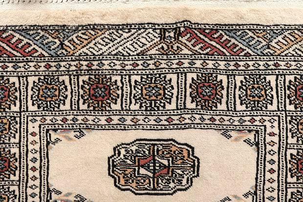 Blanched Almond Bokhara 2' 8 x 14' 1 - No. 59984 - ALRUG Rug Store