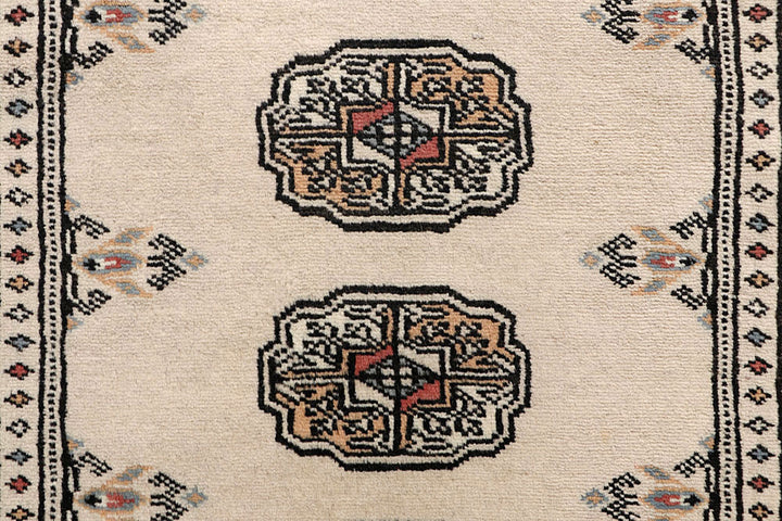 Blanched Almond Bokhara 2' 8 x 14' 1 - No. 59984 - ALRUG Rug Store