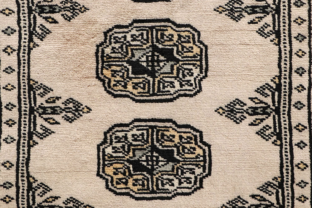 Blanched Almond Bokhara 2' 6 x 14' 1 - No. 59985 - ALRUG Rug Store