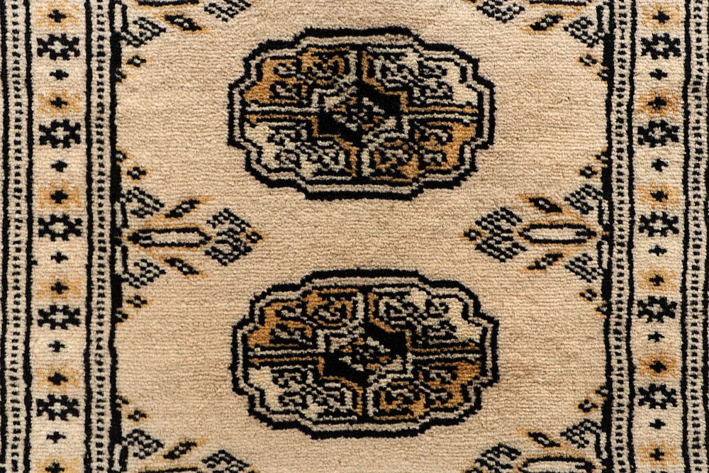 Bisque Bokhara 2' 7 x 13' 1 - No. 59987 - ALRUG Rug Store