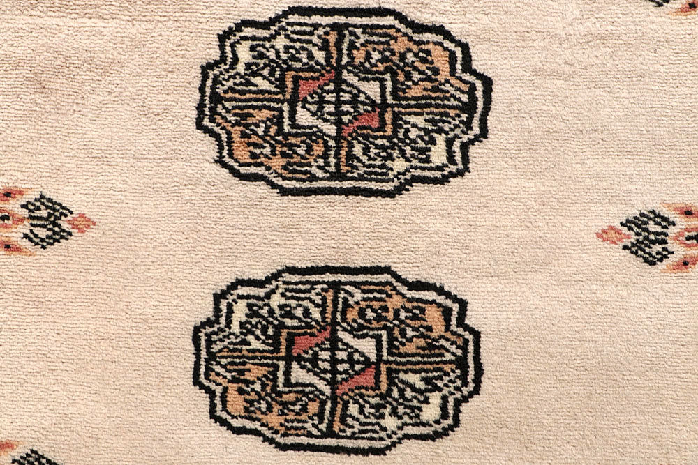 Bisque Bokhara 2' 7 x 13' 7 - No. 59994 - ALRUG Rug Store