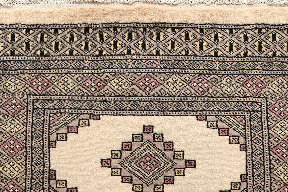 Cornsilk Jaldar 2' 7 x 13' 5 - No. 60003 - ALRUG Rug Store