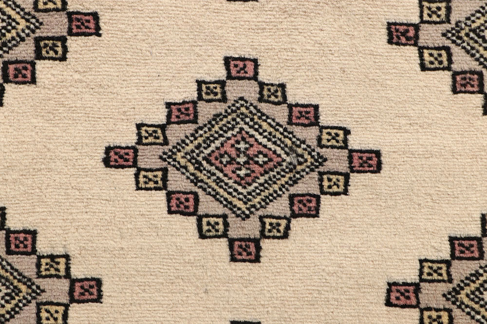 Cornsilk Jaldar 2' 7 x 13' 5 - No. 60003 - ALRUG Rug Store