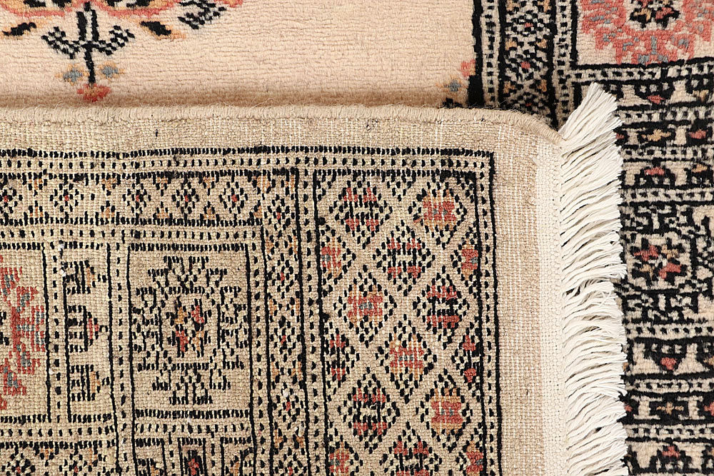 Bisque Butterfly 2' 7 x 14' - No. 60007 - ALRUG Rug Store