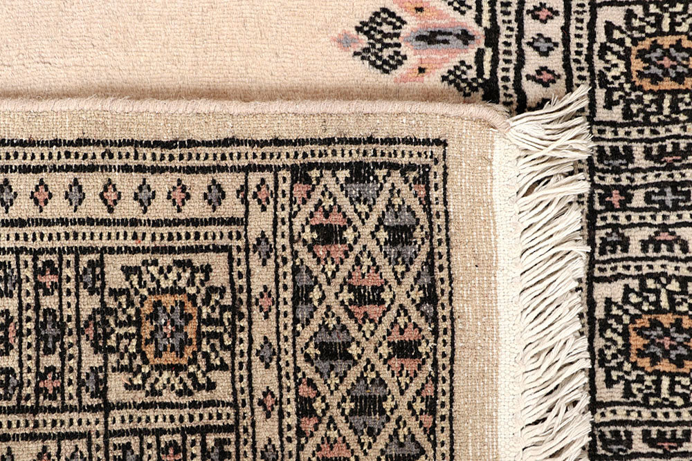 Bisque Butterfly 2' 6 x 14' 8 - No. 60008 - ALRUG Rug Store