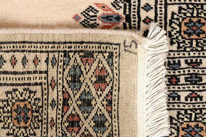 Bisque Butterfly 2' 6 x 15' - No. 60009 - ALRUG Rug Store