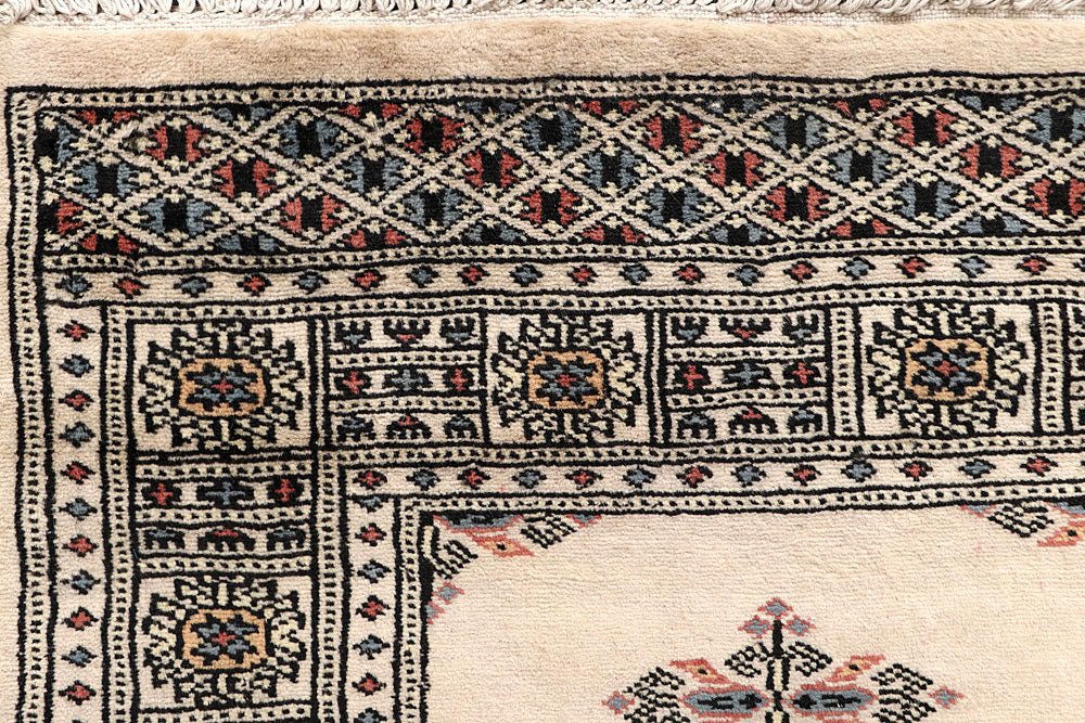 Bisque Butterfly 2' 6 x 15' - No. 60010 - ALRUG Rug Store