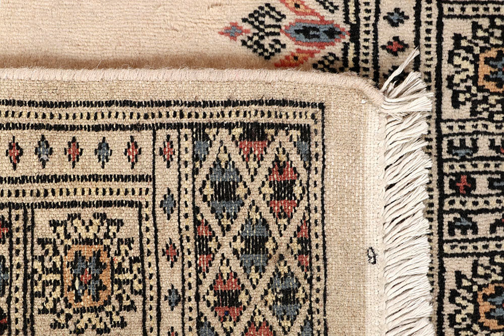 Bisque Butterfly 2' 6 x 15' - No. 60010 - ALRUG Rug Store