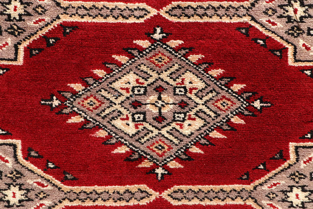 Firebrick Jaldar 2' 7 x 13' 1 - No. 60070 - ALRUG Rug Store