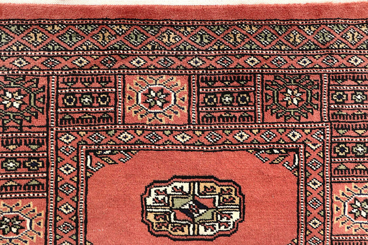Salmon Bokhara 2' 7 x 14' 10 - No. 60078 - ALRUG Rug Store