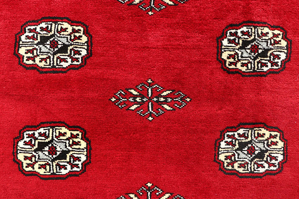 Red Bokhara 6' 1 x 9' 1 - No. 60136 - ALRUG Rug Store