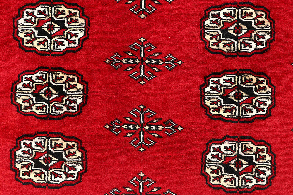 Red Bokhara 6' 1 x 9' 6 - No. 60137 - ALRUG Rug Store