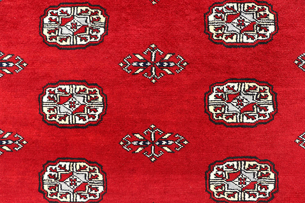 Red Bokhara 6' 3 x 8' 10 - No. 60154 - ALRUG Rug Store