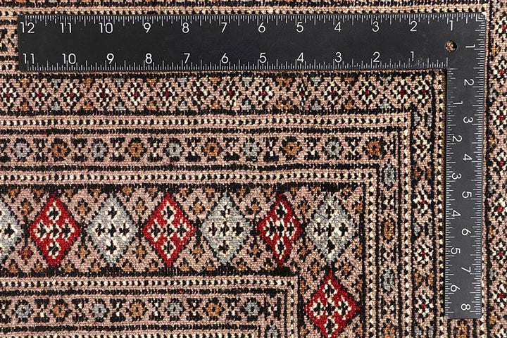 Red Jaldar 6'  3" x 9'  1" - No. QA77038