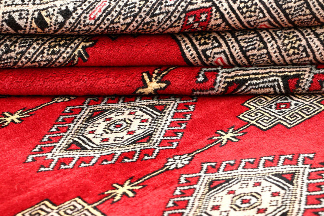 Red Jaldar 6'  1" x 8'  7" - No. QA68204