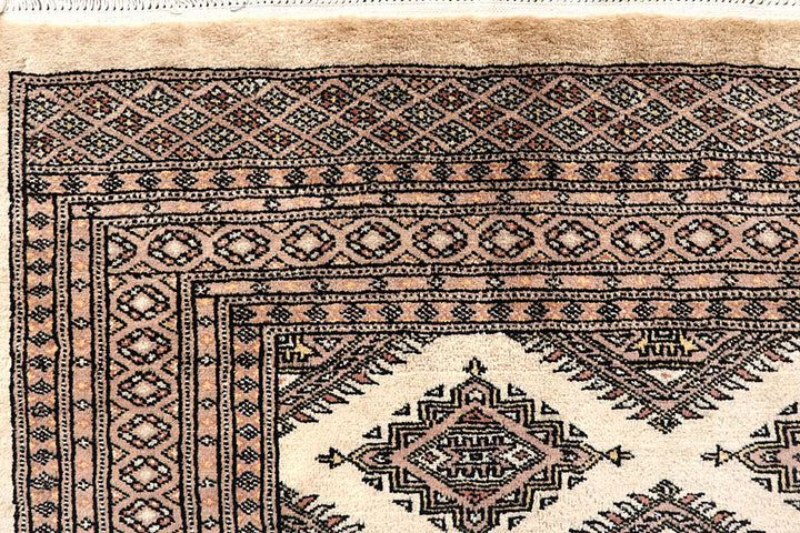 Bisque Bokhara 6' x 8' 10 - No. 60212 - ALRUG Rug Store