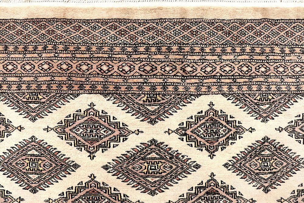 Bisque Bokhara 6' x 8' 10 - No. 60212 - ALRUG Rug Store
