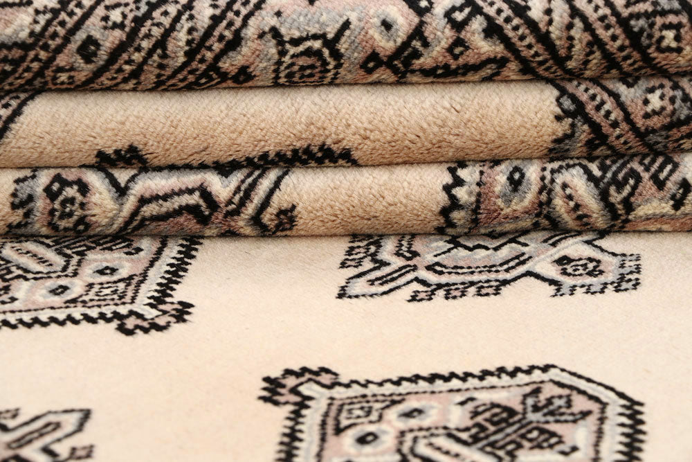 Bisque Bokhara 6' 9 x 8' 11 - No. 60213 - ALRUG Rug Store