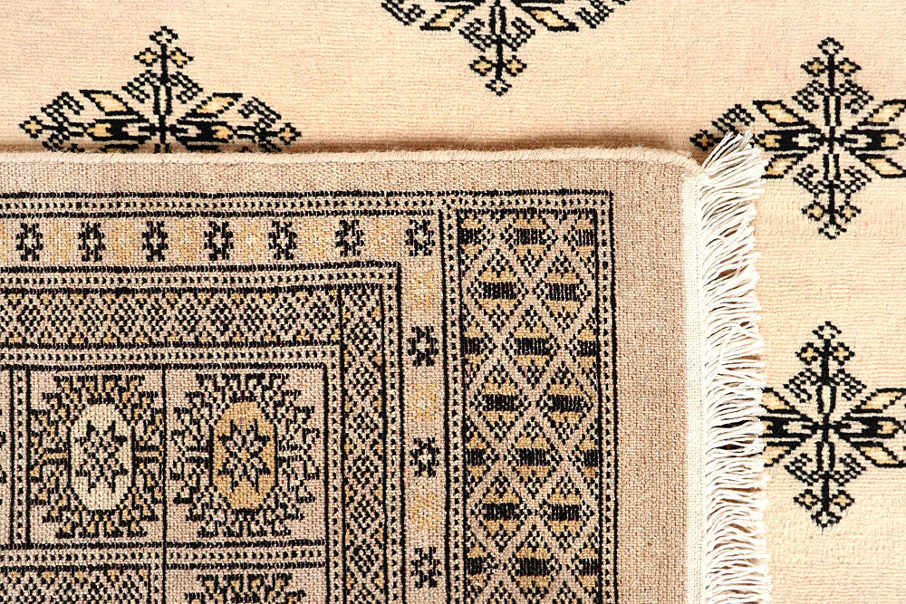 Bisque Butterfly 6' 1 x 9' 1 - No. 60216 - ALRUG Rug Store