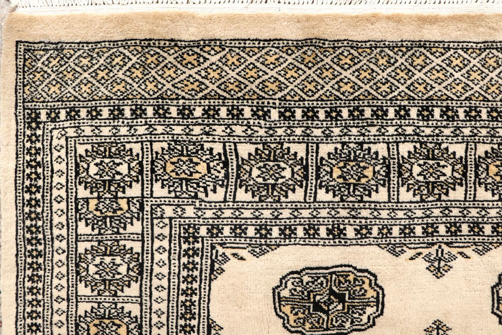 Bisque Bokhara 6' x 9' 1 - No. 60223 - ALRUG Rug Store