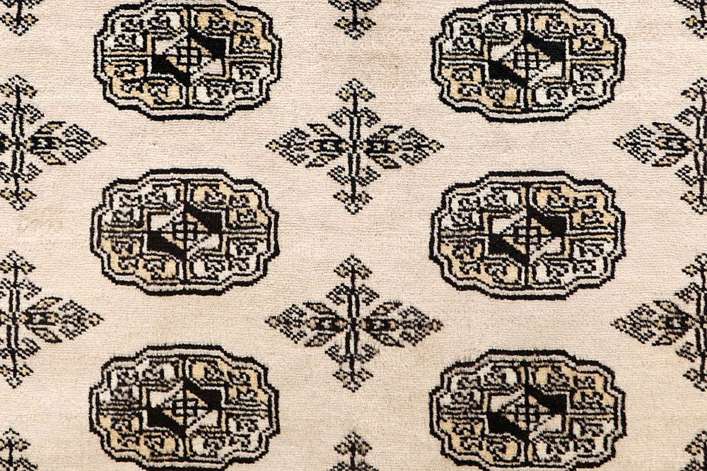 Bisque Bokhara 6' x 8' 11 - No. 60224 - ALRUG Rug Store