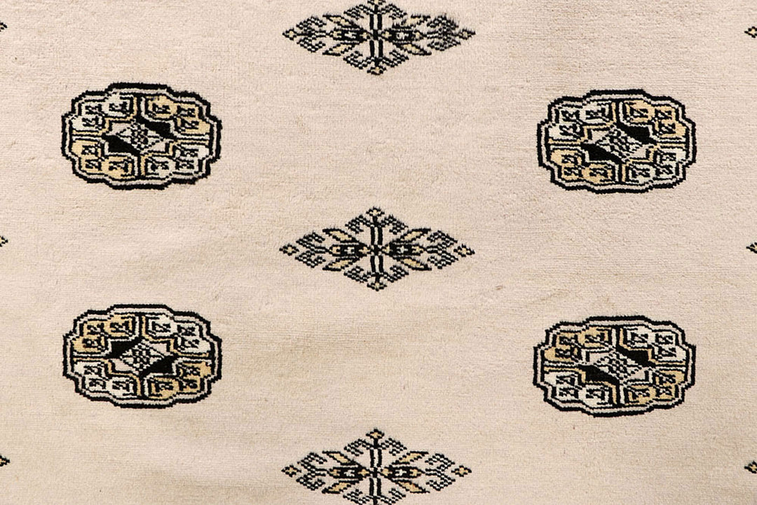 Bisque Bokhara 6'  x" 8' " - No. QA23145