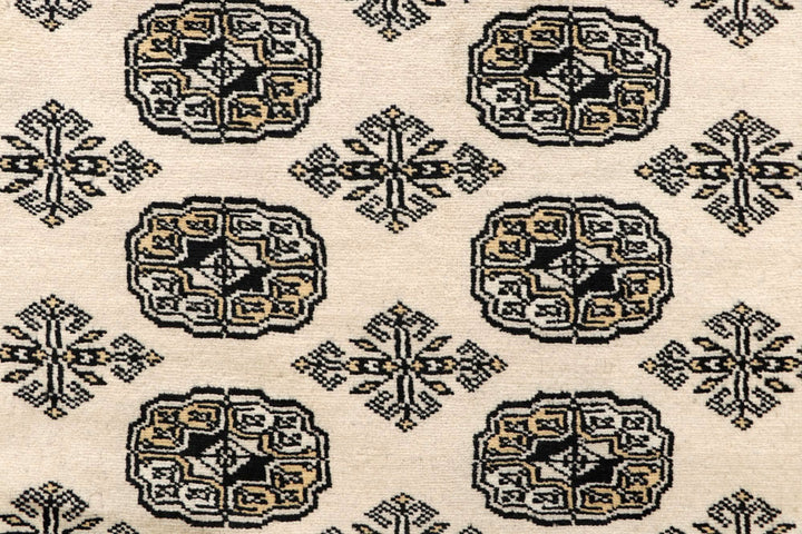 Bisque Bokhara 6' x 9' - No. 60233 - ALRUG Rug Store