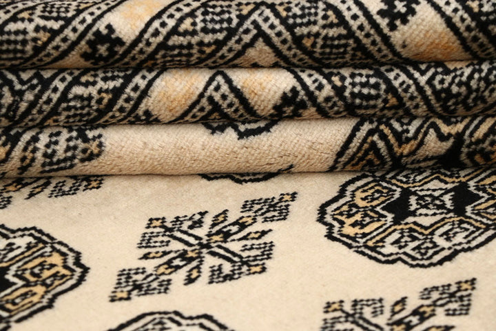 Bisque Bokhara 6' x 9' - No. 60233 - ALRUG Rug Store